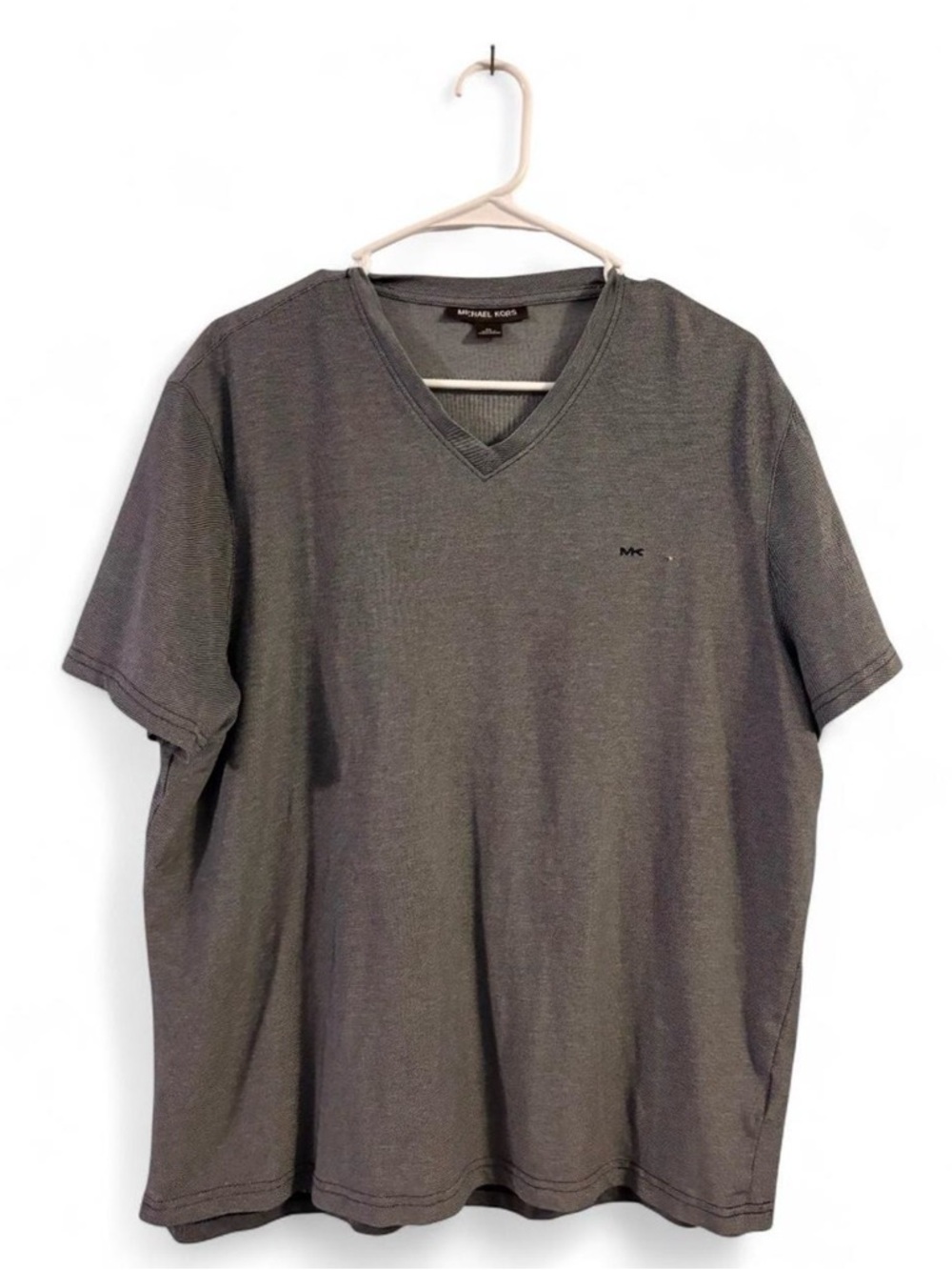 Michael Kors Men's V-Neck Tee in Gray